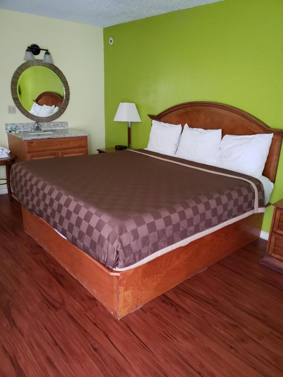La Hacienda Inn Артижа Номер фото